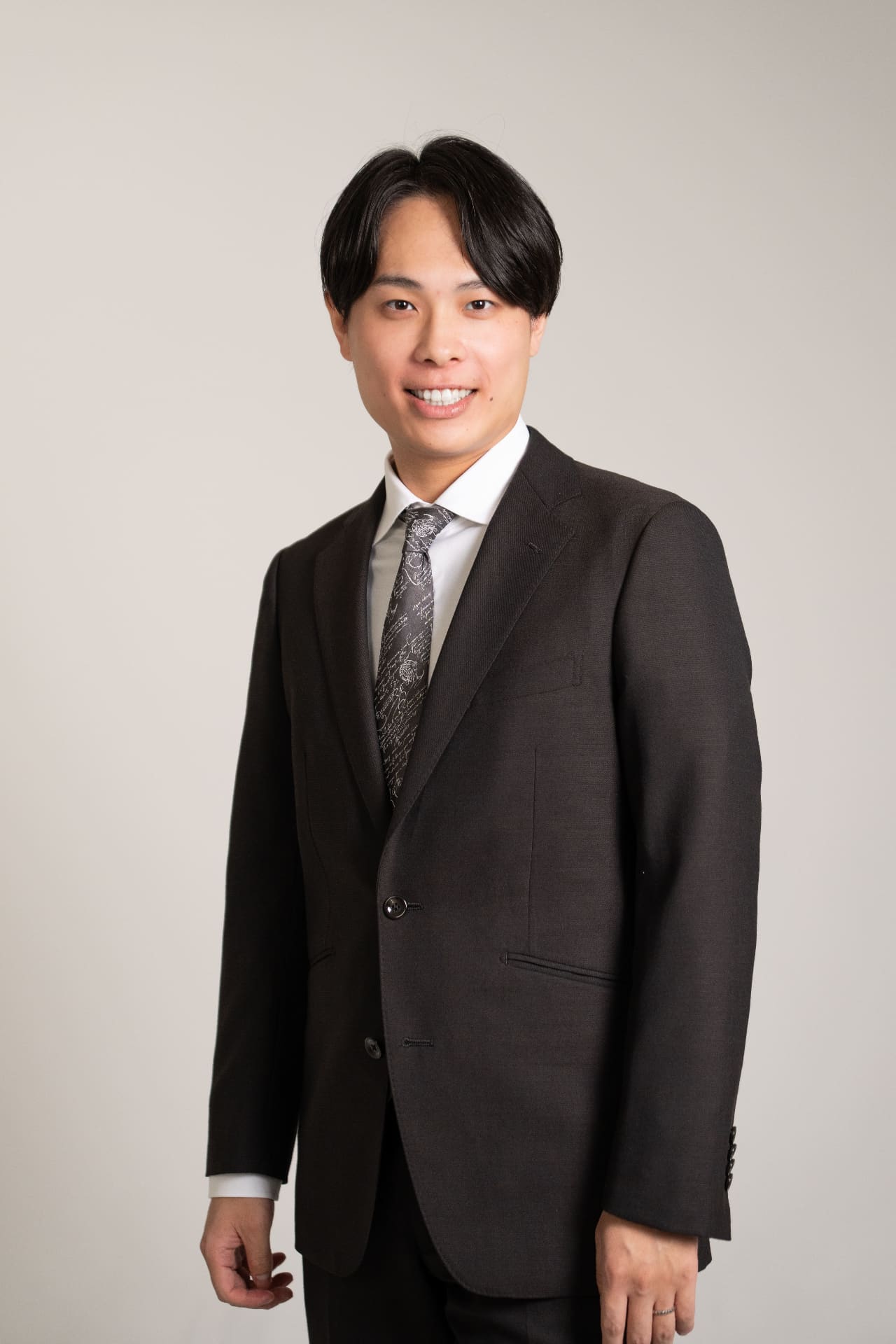 ぶち上げキャリア 面談担当 岩本啓人